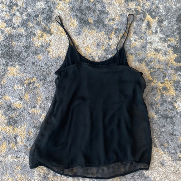 Never worn limited tank top - Picture 2 of 2